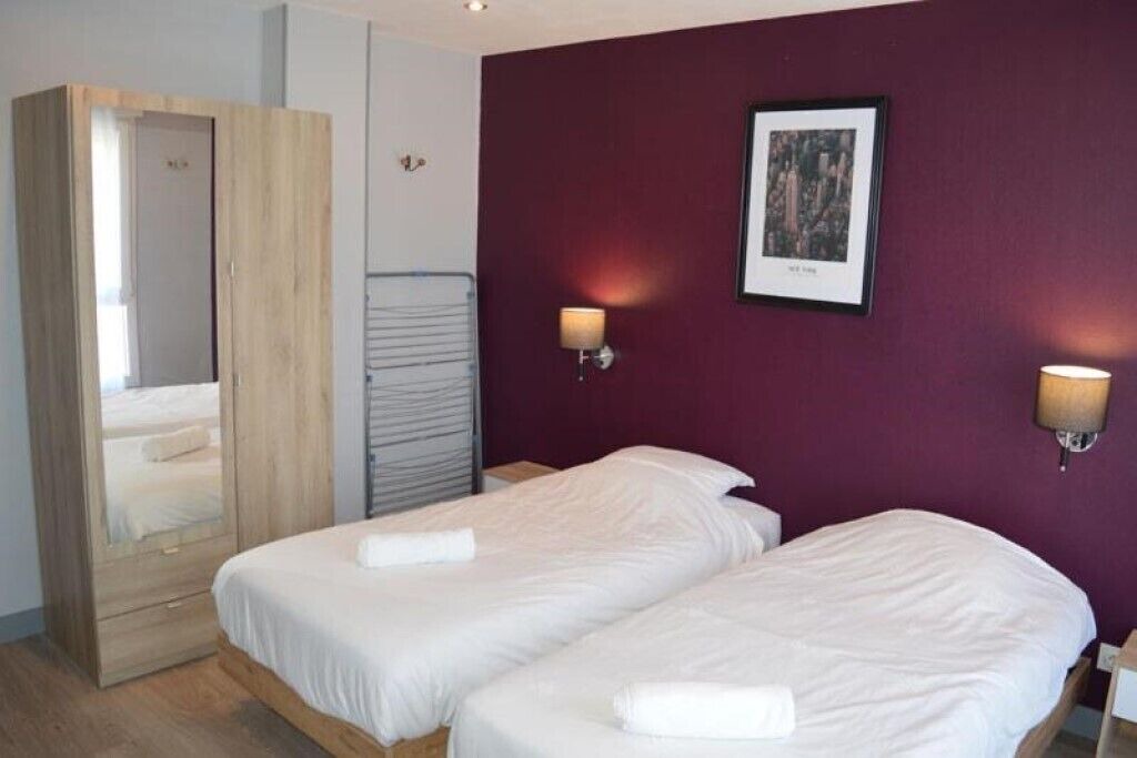 Photo of Bedroom in Villeneuve-le-Roi