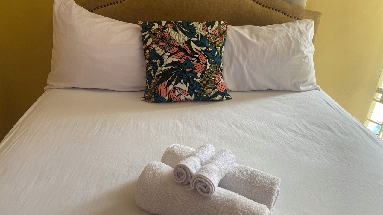 Photo of Bedroom in Molynes Gardens