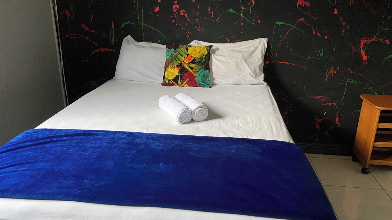 Photo of Bedroom in Molynes Gardens