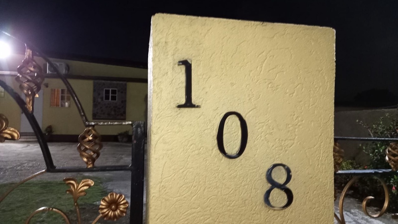 Photo of Outdoor in Molynes Gardens