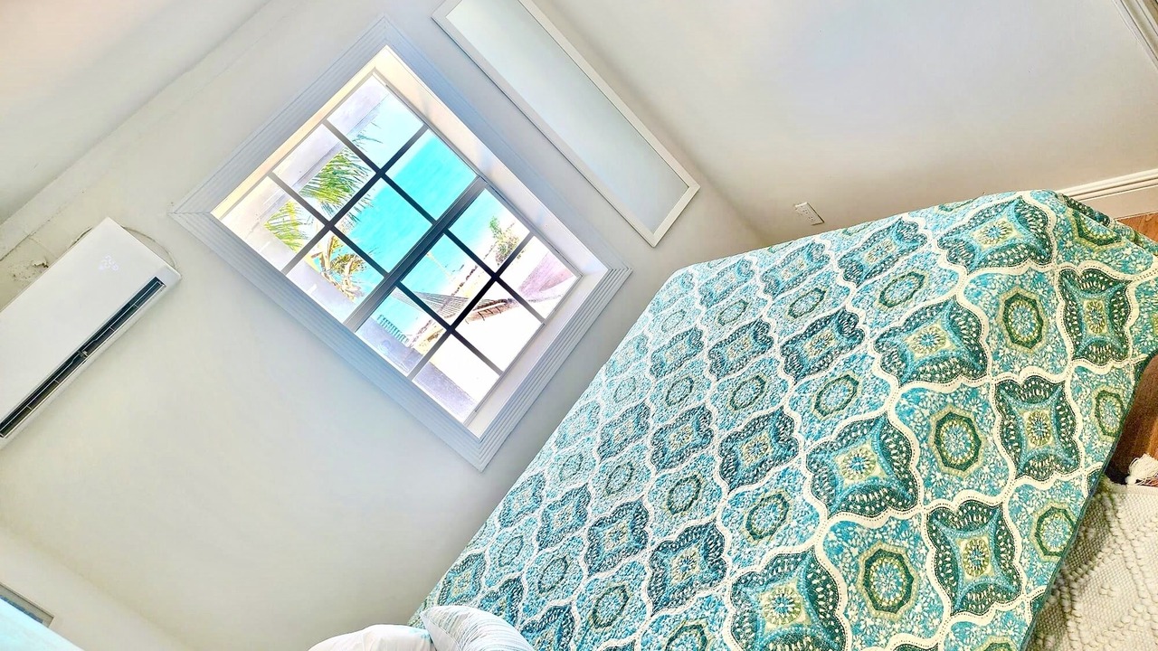 Photo of Bedroom in Rokers Point