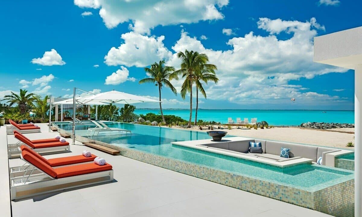Photo of Outdoor in Long Bay Hills