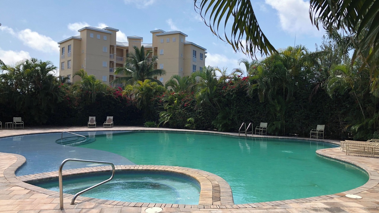 Photo of Outdoor in Bahamia West