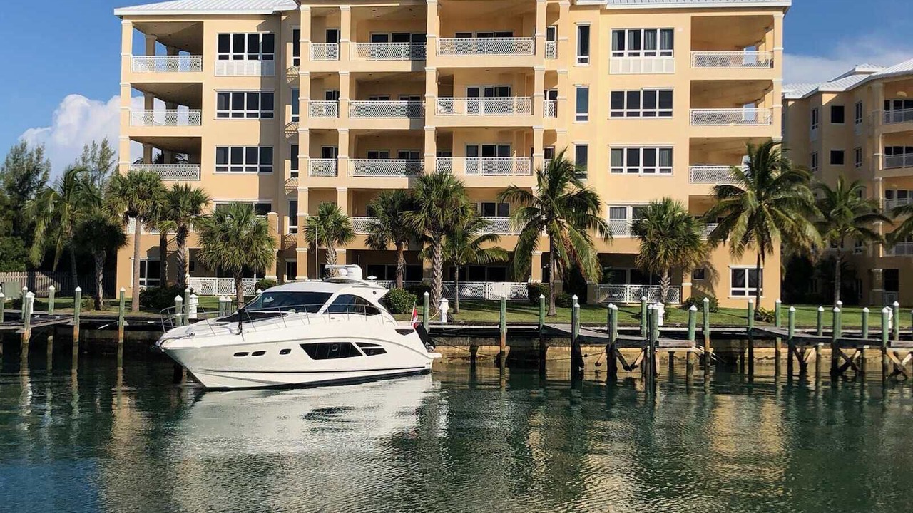 Photo of Others in Bahamia West