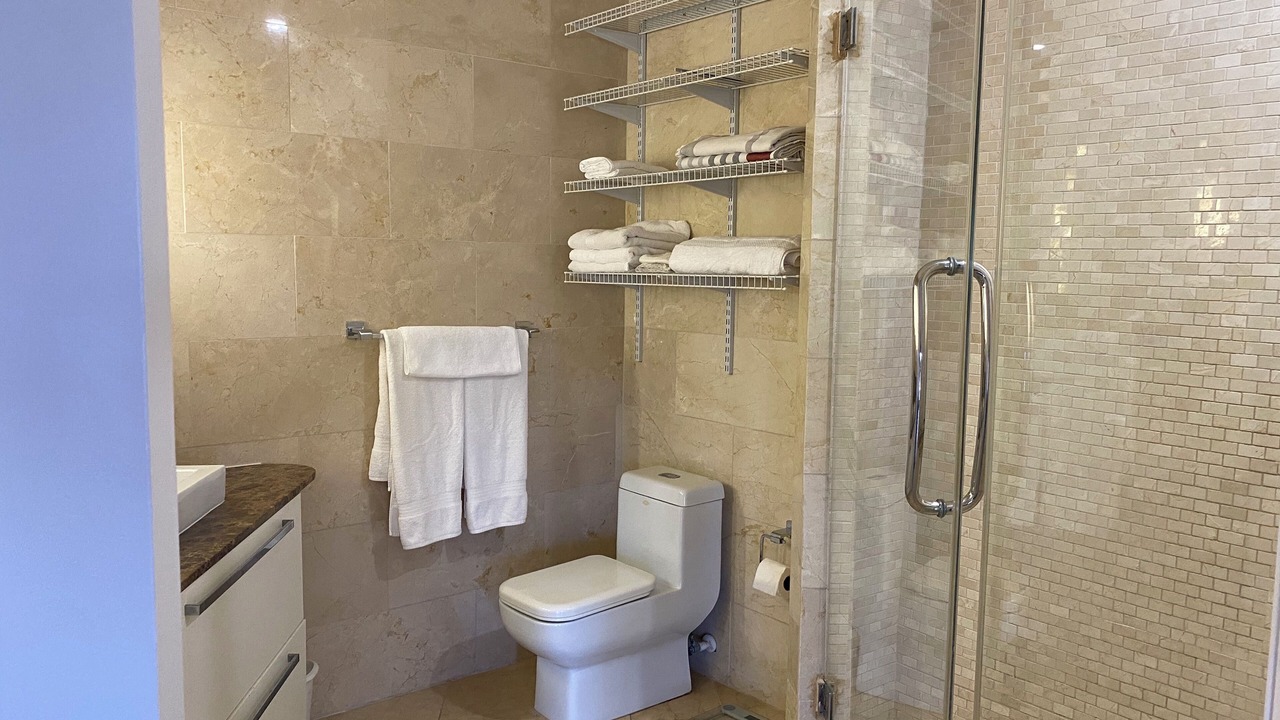 Photo of Bathroom in Bahamia West