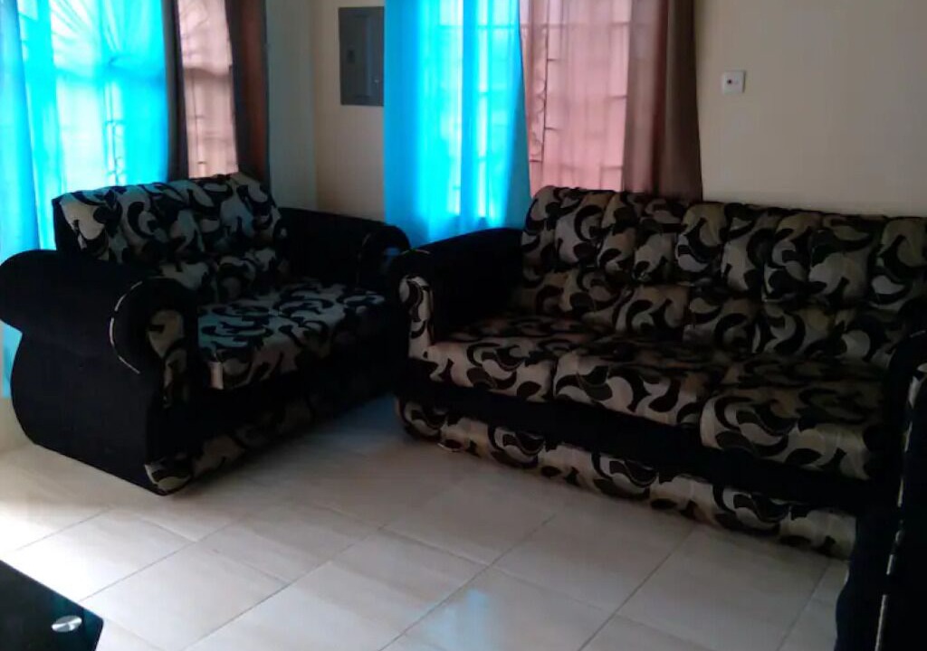 Photo of Livingroom in Caribbean Estates