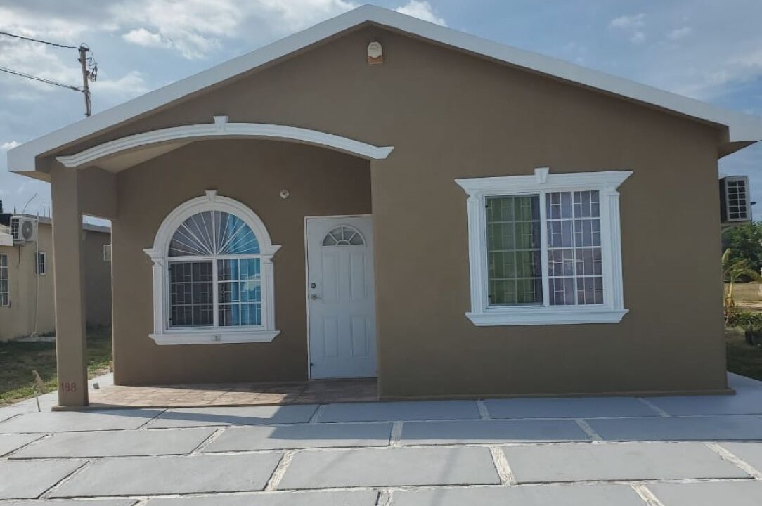 Photo of Outdoor in Caribbean Estates
