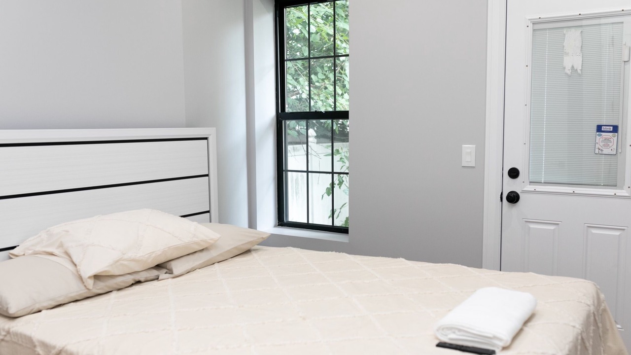 Photo of Bedroom in East New York