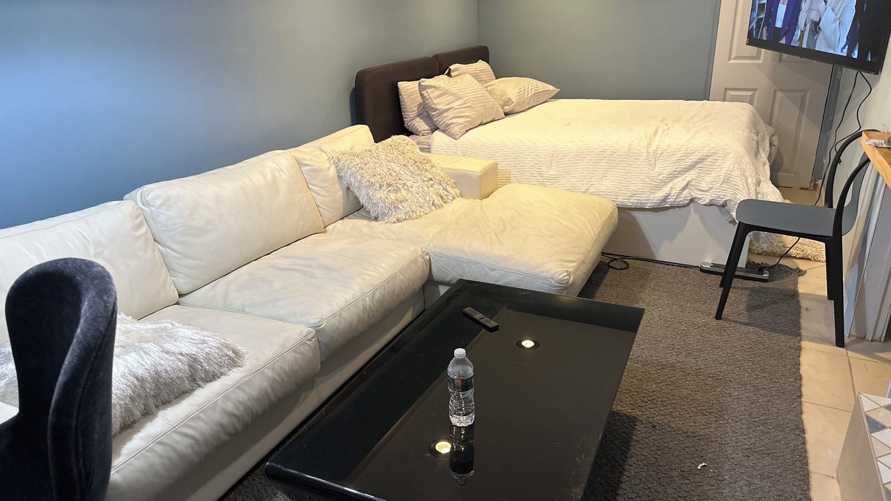 Photo of Livingroom in Canarsie