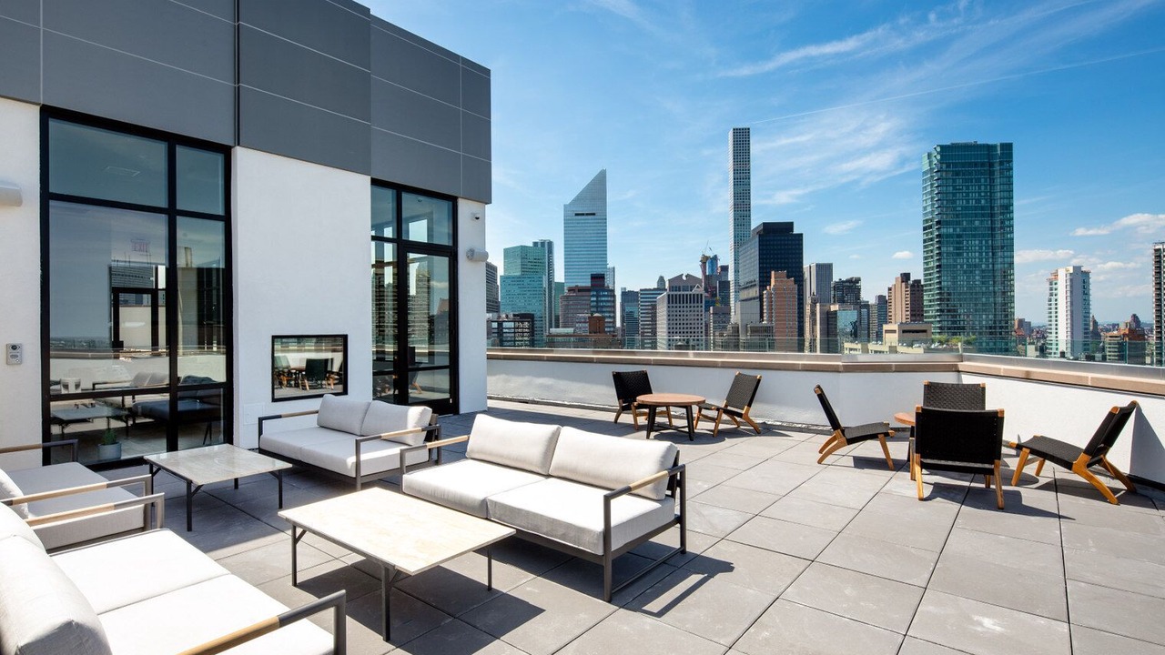Photo of Patio Balcony in Sutton Place