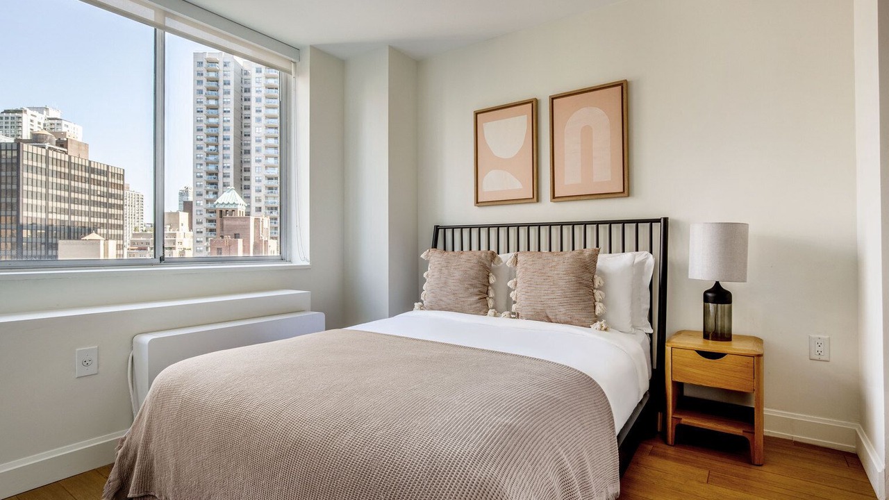 Photo of Bedroom in Sutton Place