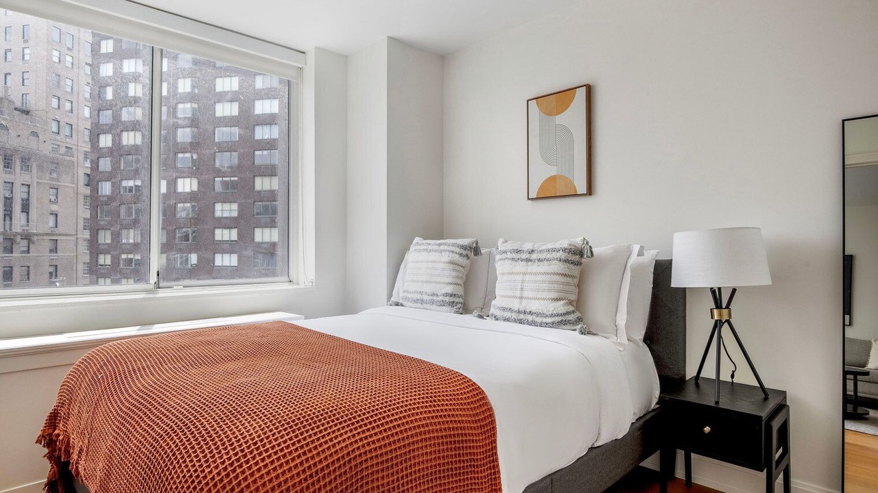 Photo of Bedroom in Sutton Place