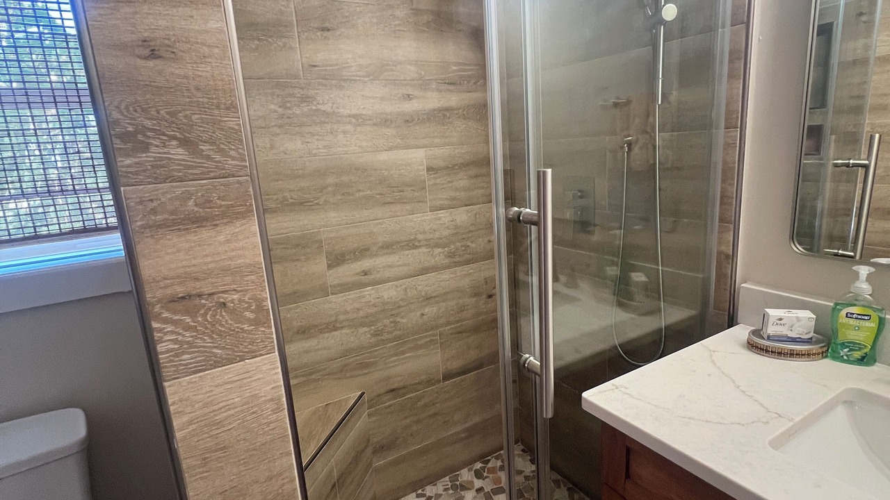 Photo of Bathroom in Jimmy Hill