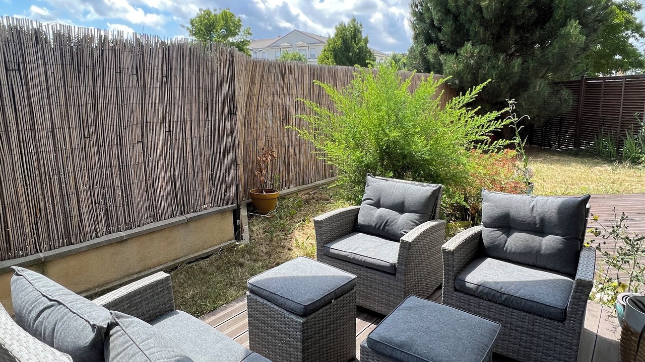 Photo of Patio Balcony in Chessy