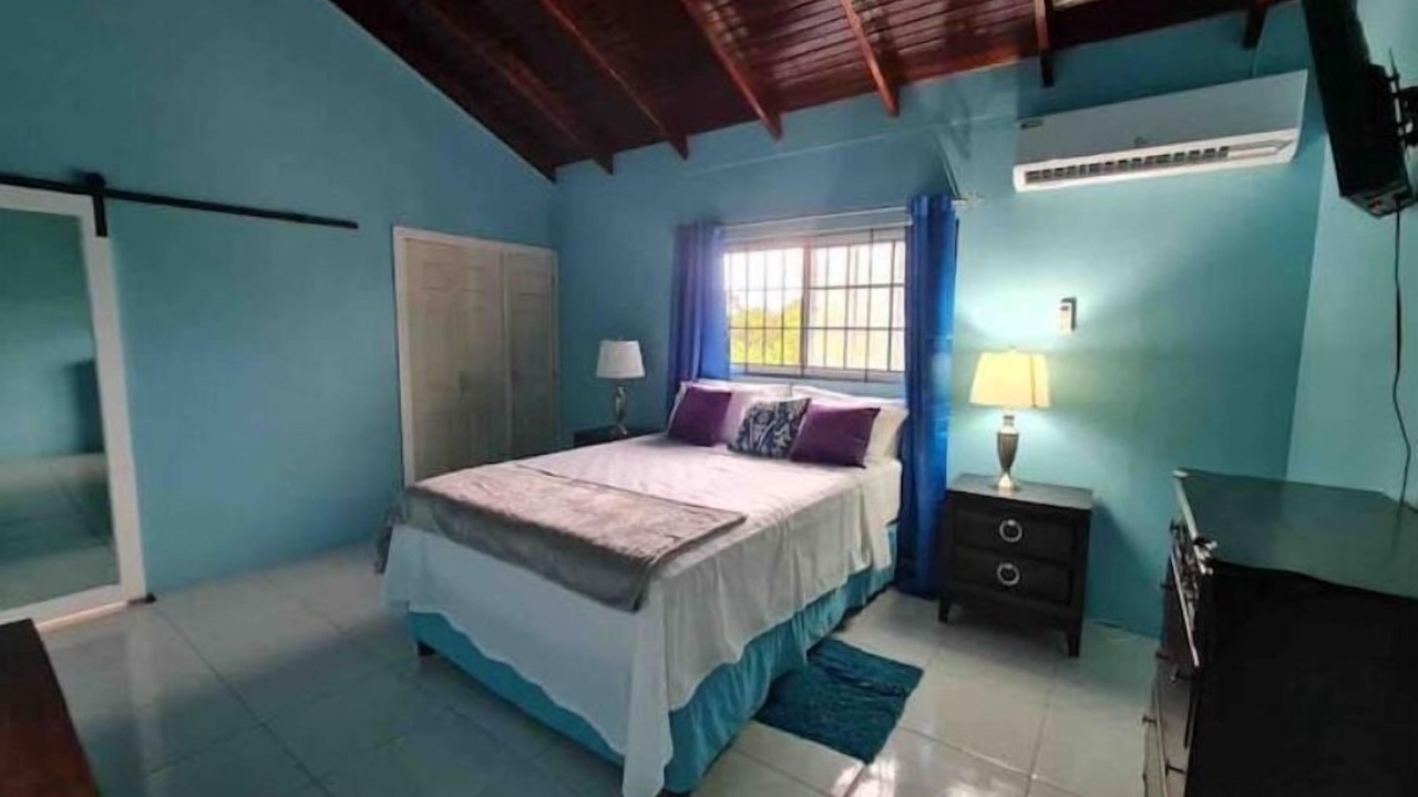 Photo of Bedroom in Eastwood Park