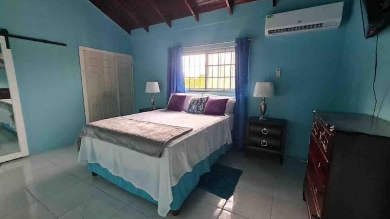 Photo of Bedroom in Eastwood Park