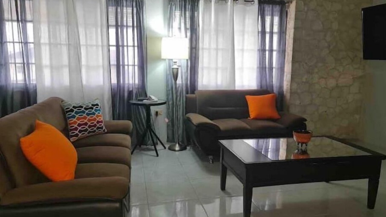 Photo of Livingroom in Eastwood Park