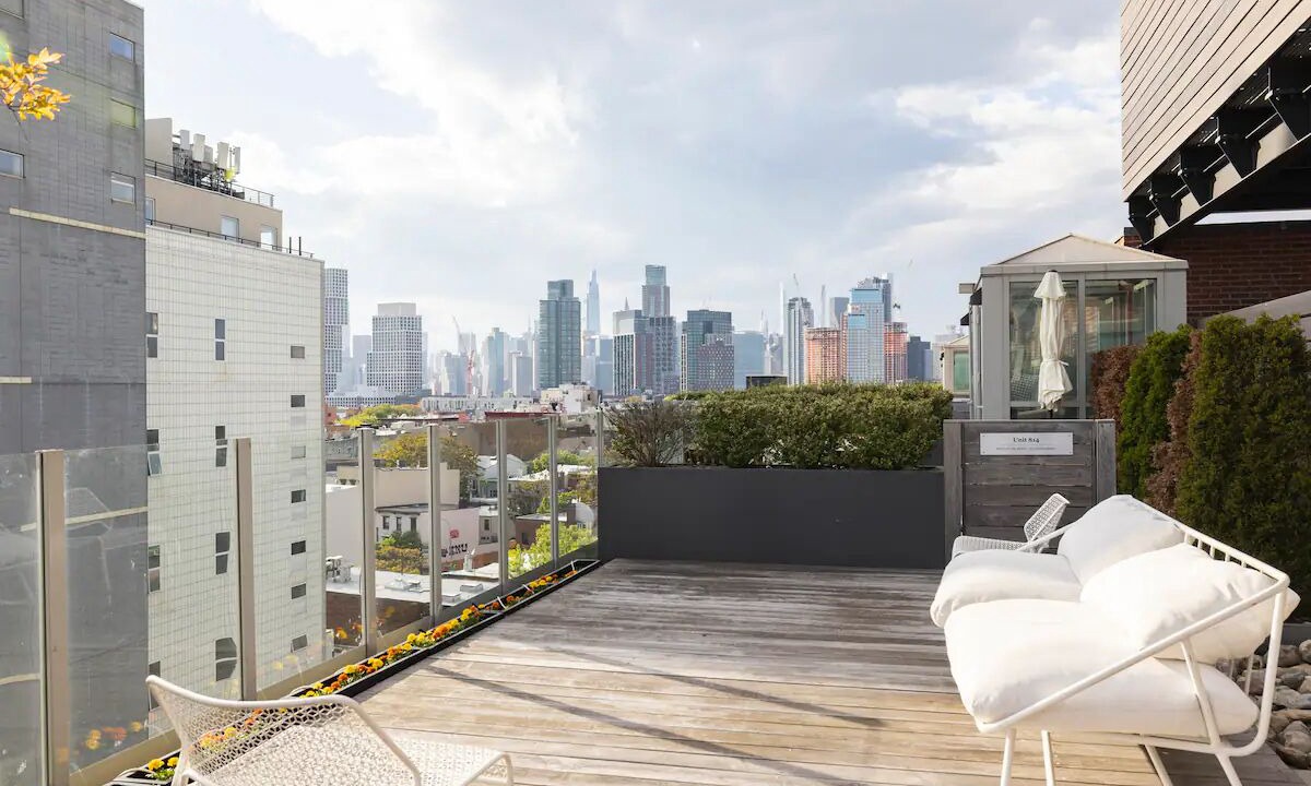 Photo of Outdoor in Greenpoint