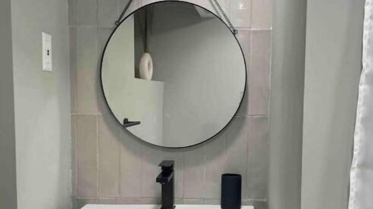 Photo of Bathroom in East New York
