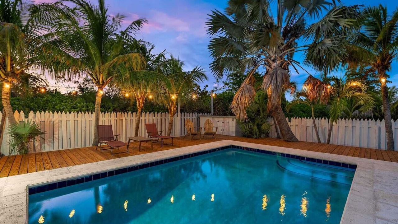 Photo of Outdoor in Leeward Settlement