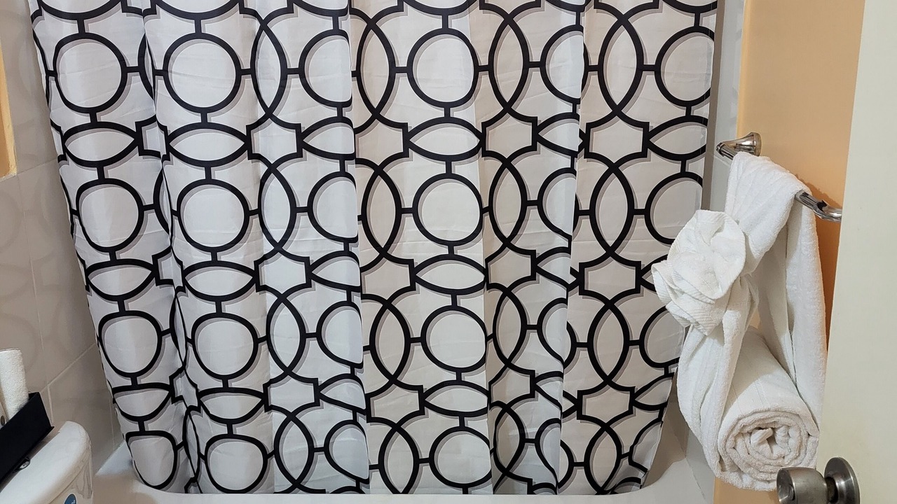 Photo of Bathroom in Spanish Town