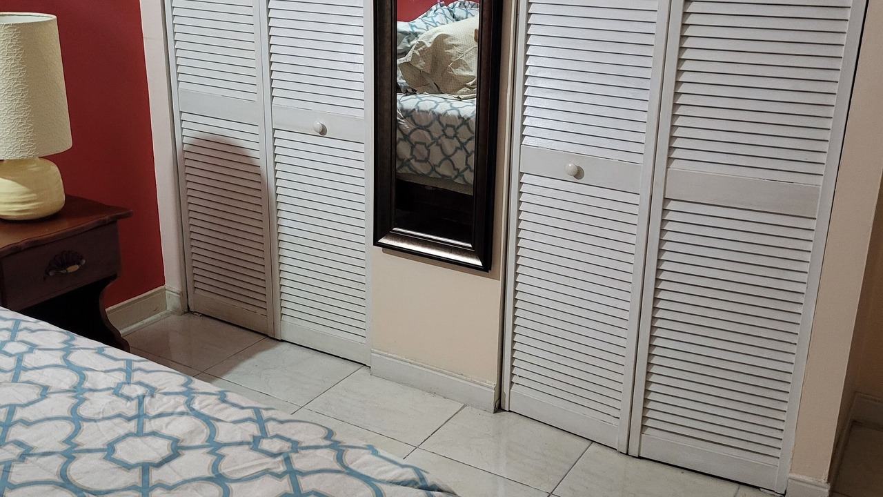 Photo of Bedroom in Spanish Town