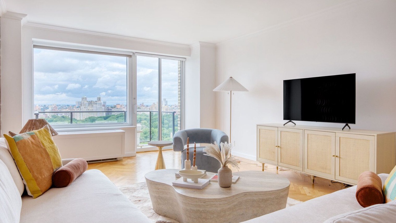 Photo of Livingroom in Uptown