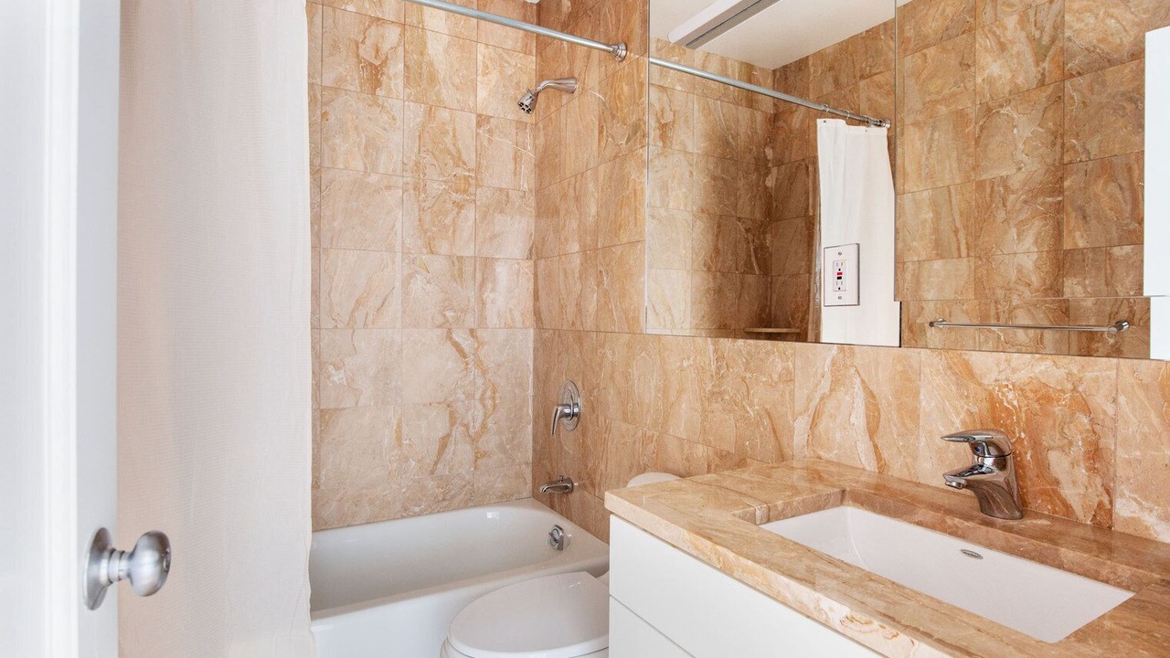 Photo of Bathroom in Uptown