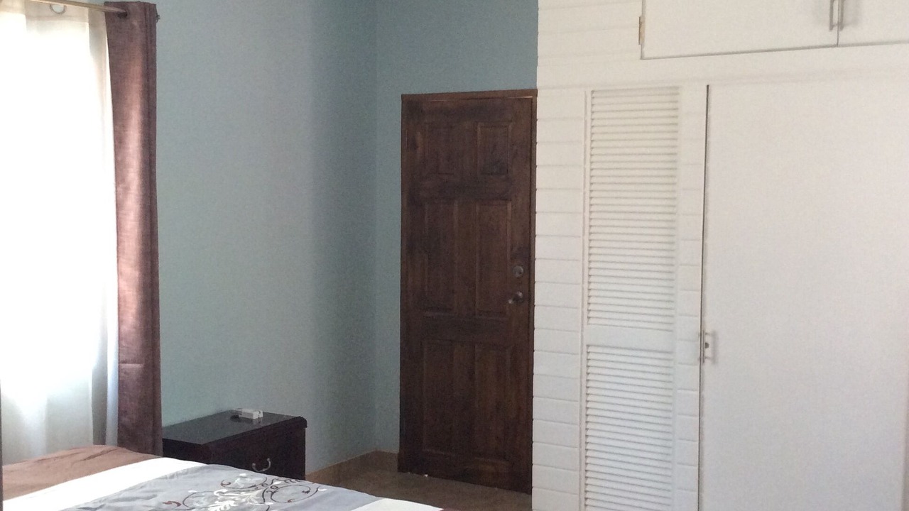 Photo of Bedroom in Molynes Gardens