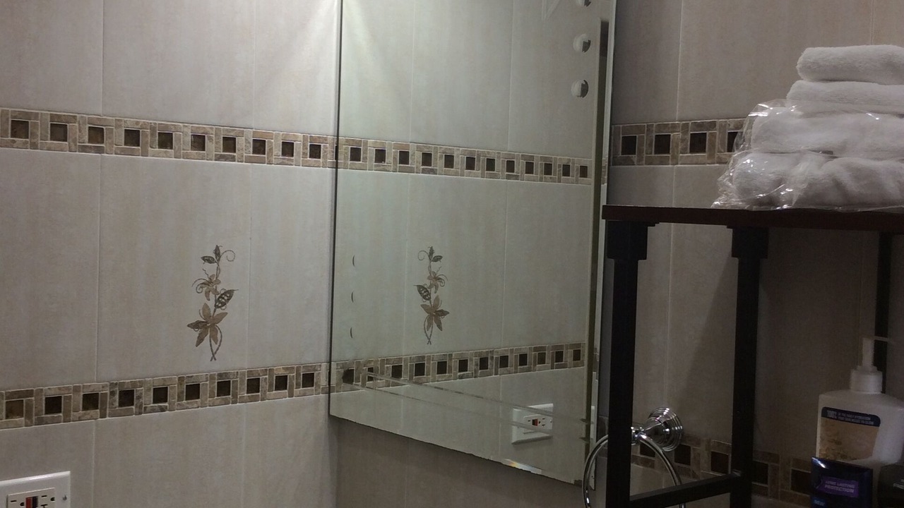 Photo of Bathroom in Molynes Gardens