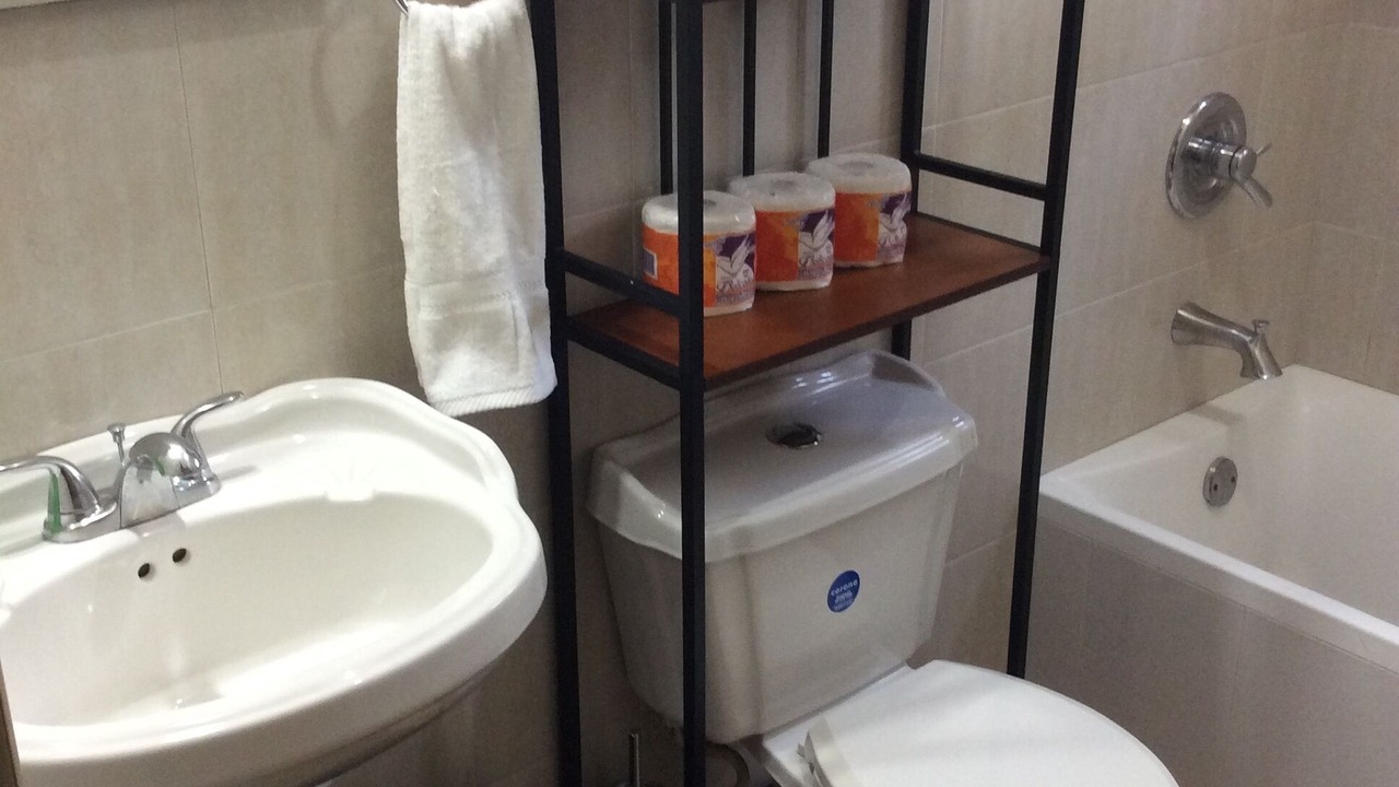 Photo of Bathroom in Molynes Gardens