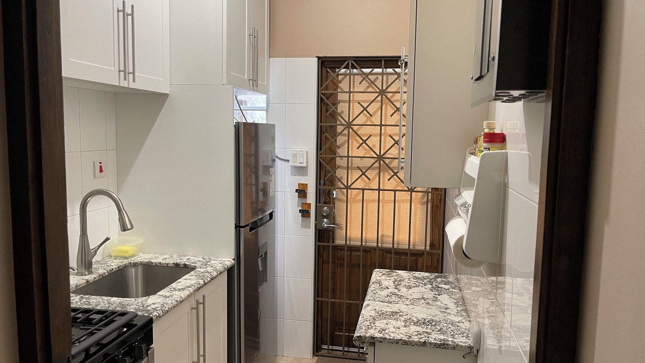 Photo of Kitchen in Molynes Gardens