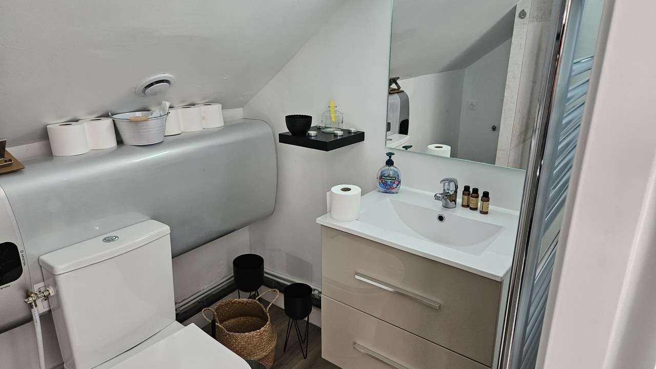 Photo of Bathroom in Tigeaux