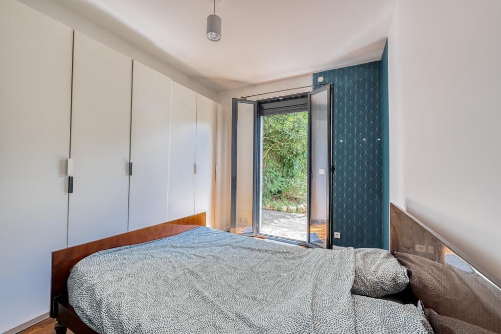 Photo of Bedroom in Romainville