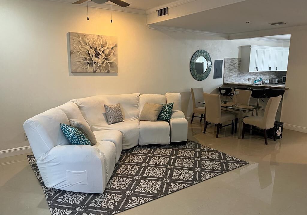 Photo of Livingroom in Nassau