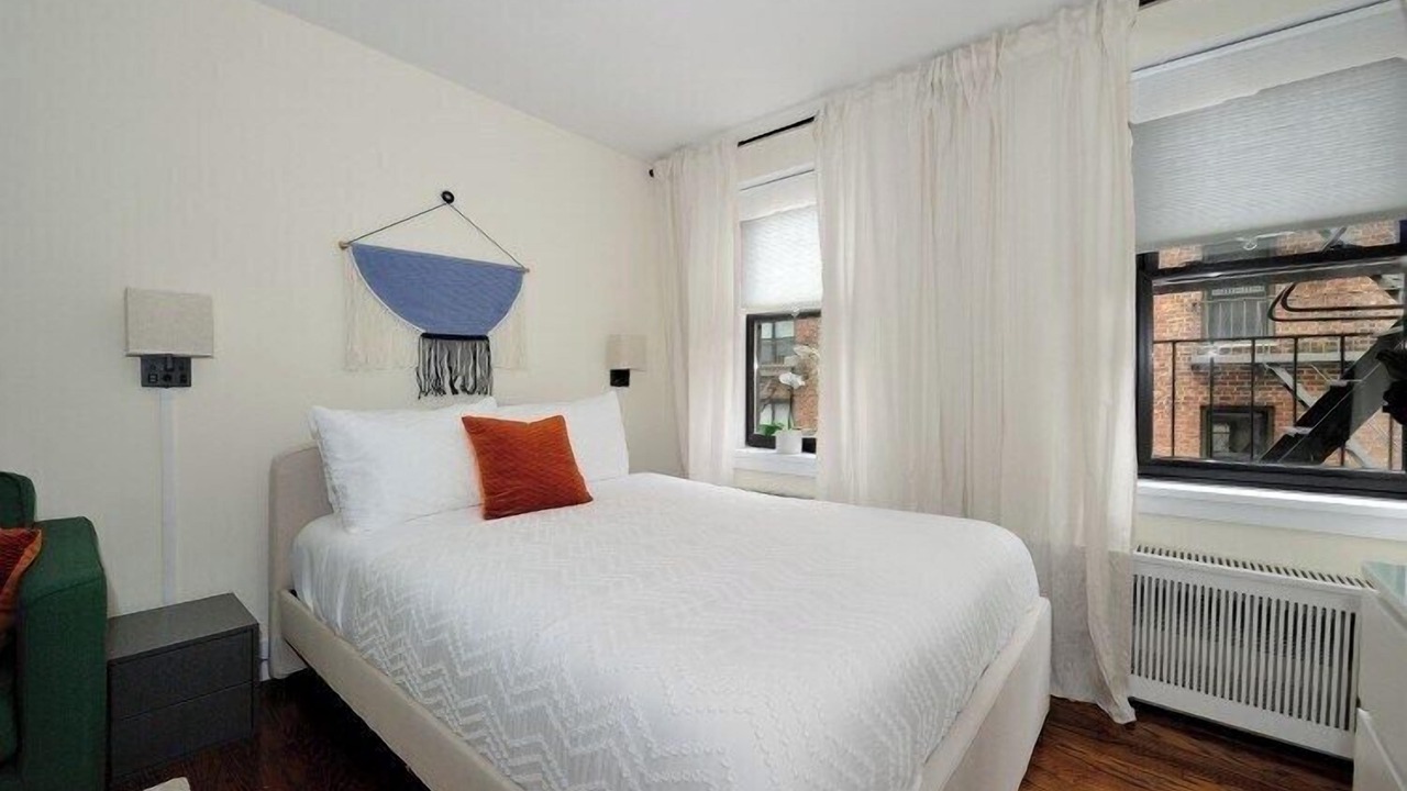 Photo of Bedroom in Sutton Place