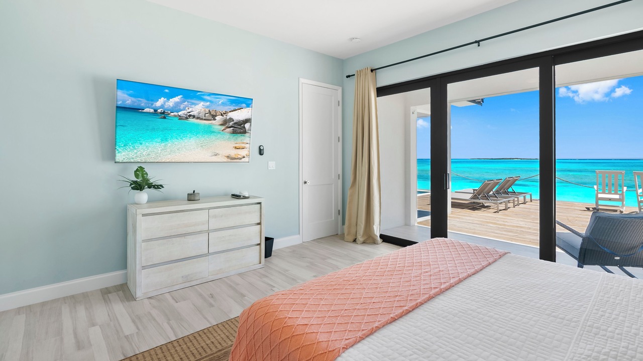 Photo of Bedroom in Tar Bay