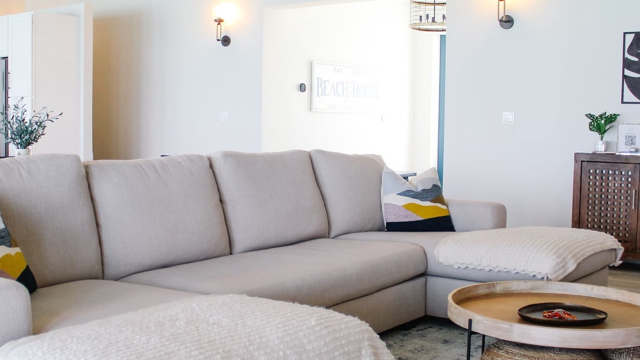 Photo of Livingroom in Tar Bay