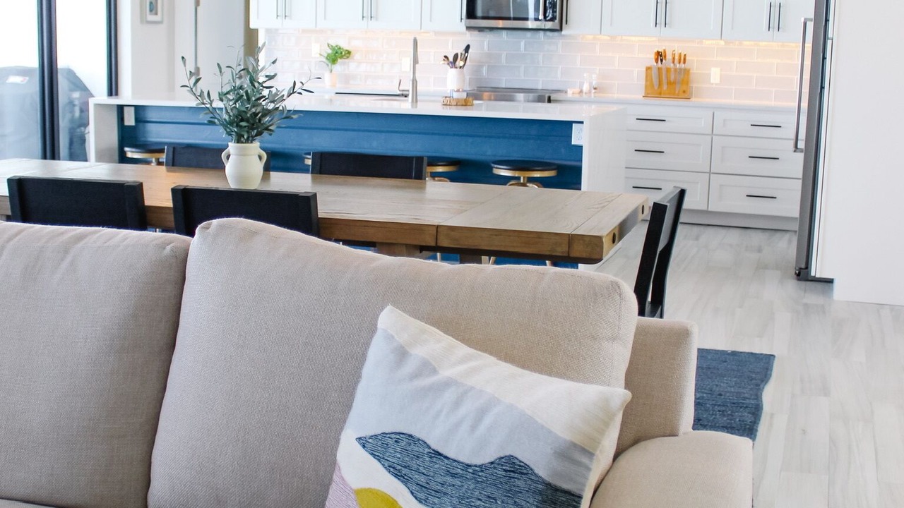 Photo of Livingroom in Tar Bay