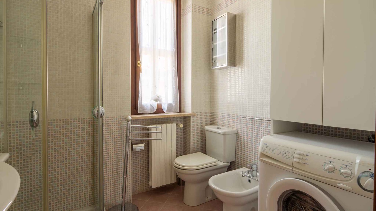 Photo of Bathroom in Montioni