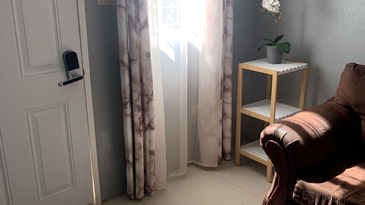 Photo of Livingroom in Pembroke Hall