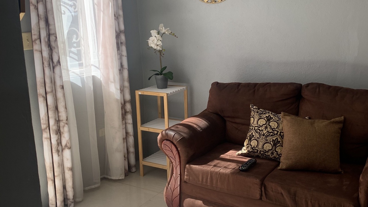 Photo of Livingroom in Pembroke Hall