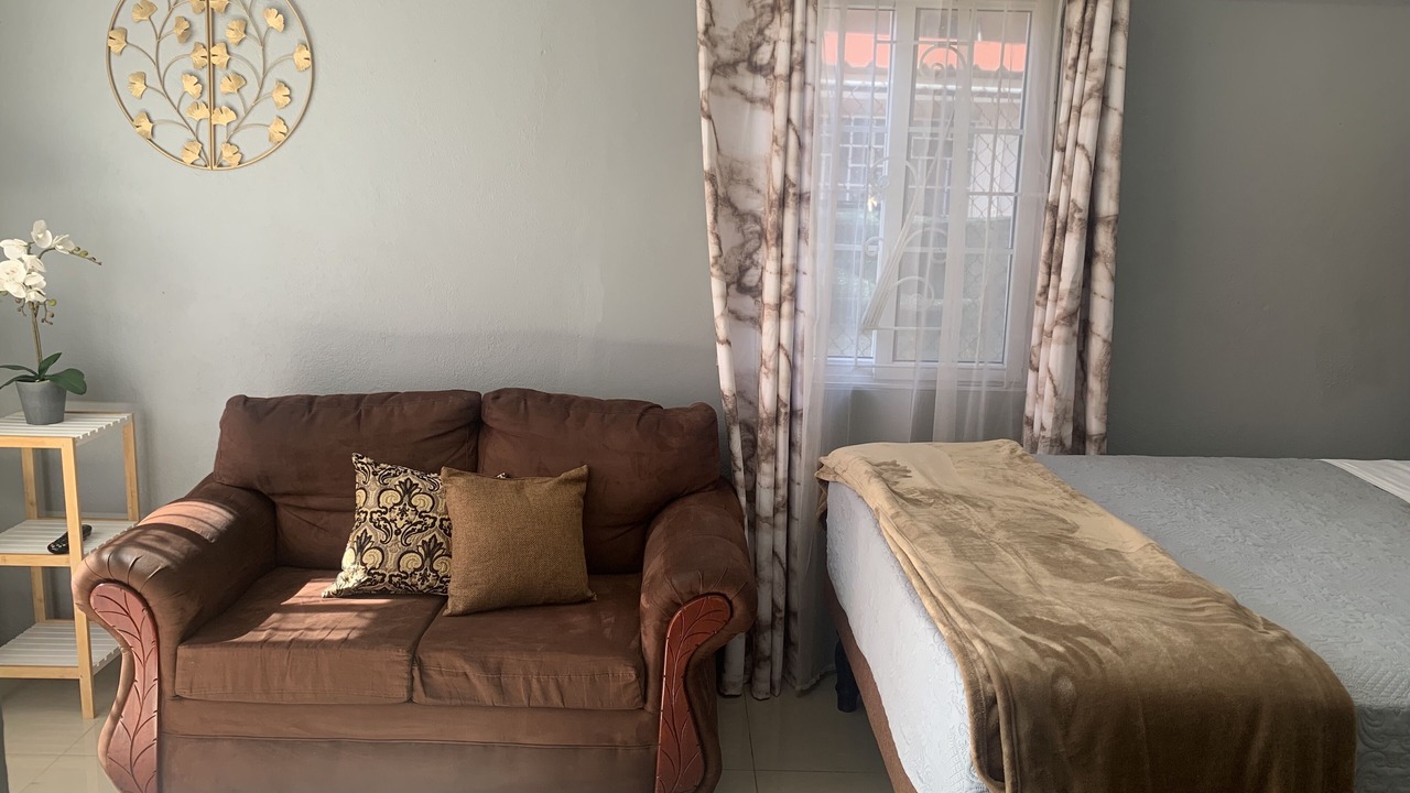 Photo of Bedroom in Pembroke Hall
