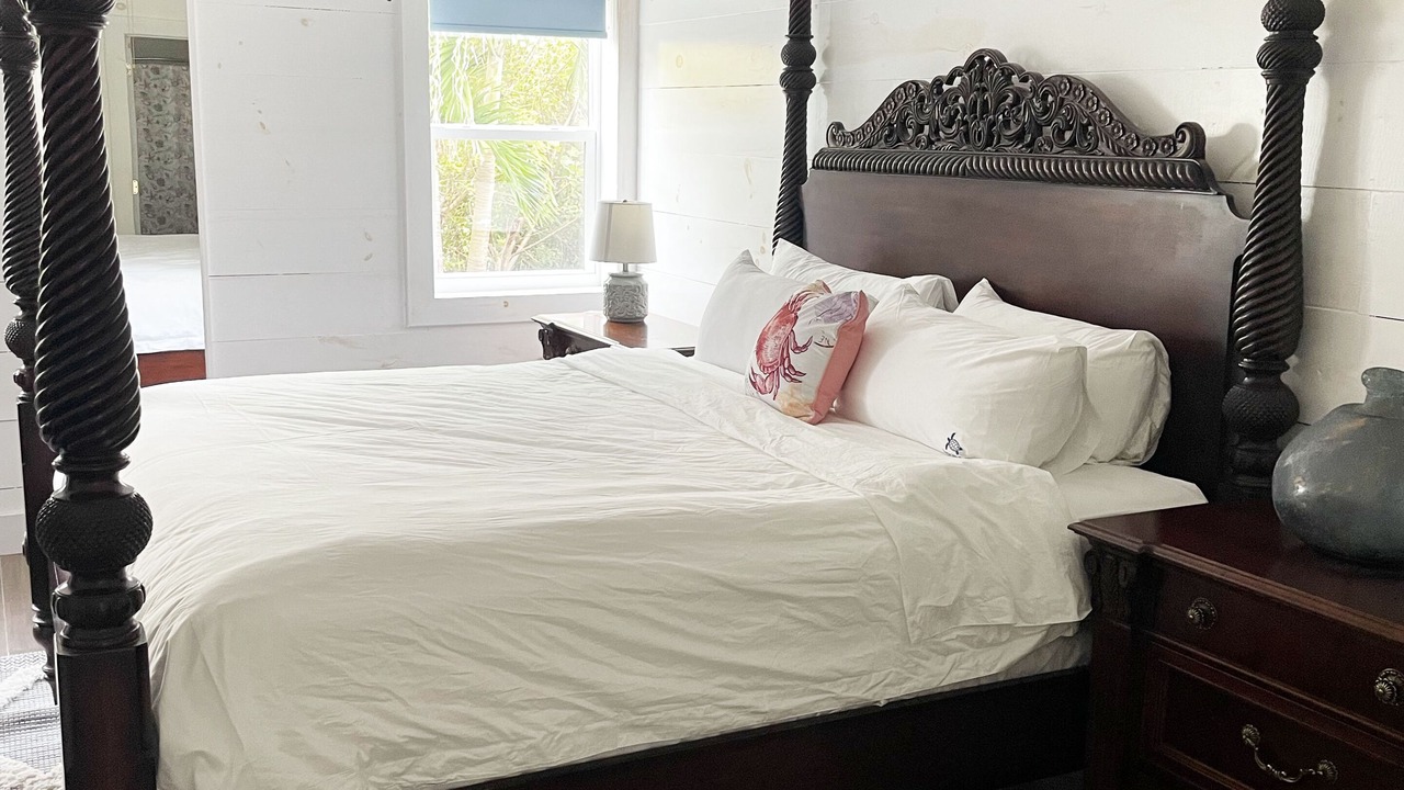 Photo of Bedroom in Hope Town
