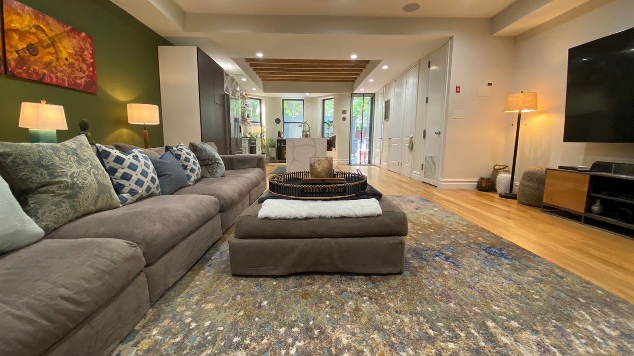 Photo of Livingroom in Ocean Hill