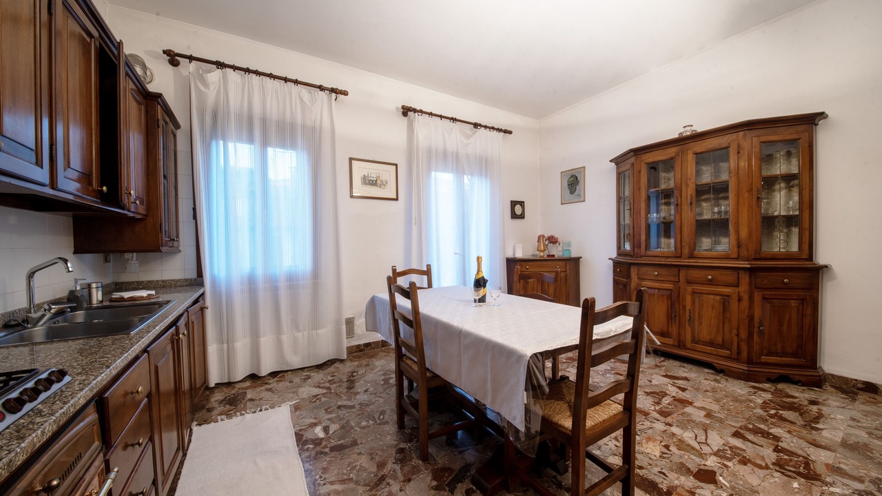 Photo of Kitchen in Longa