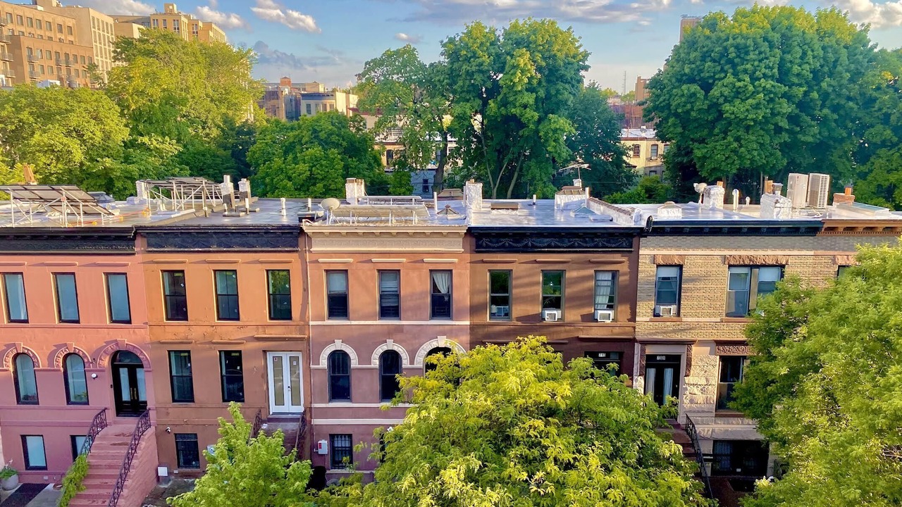 Photo of Outdoor in Crown Heights