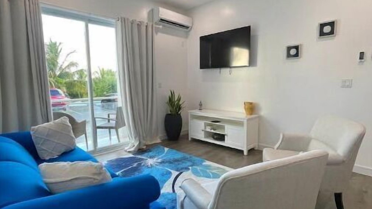 Photo of Livingroom in Nassau