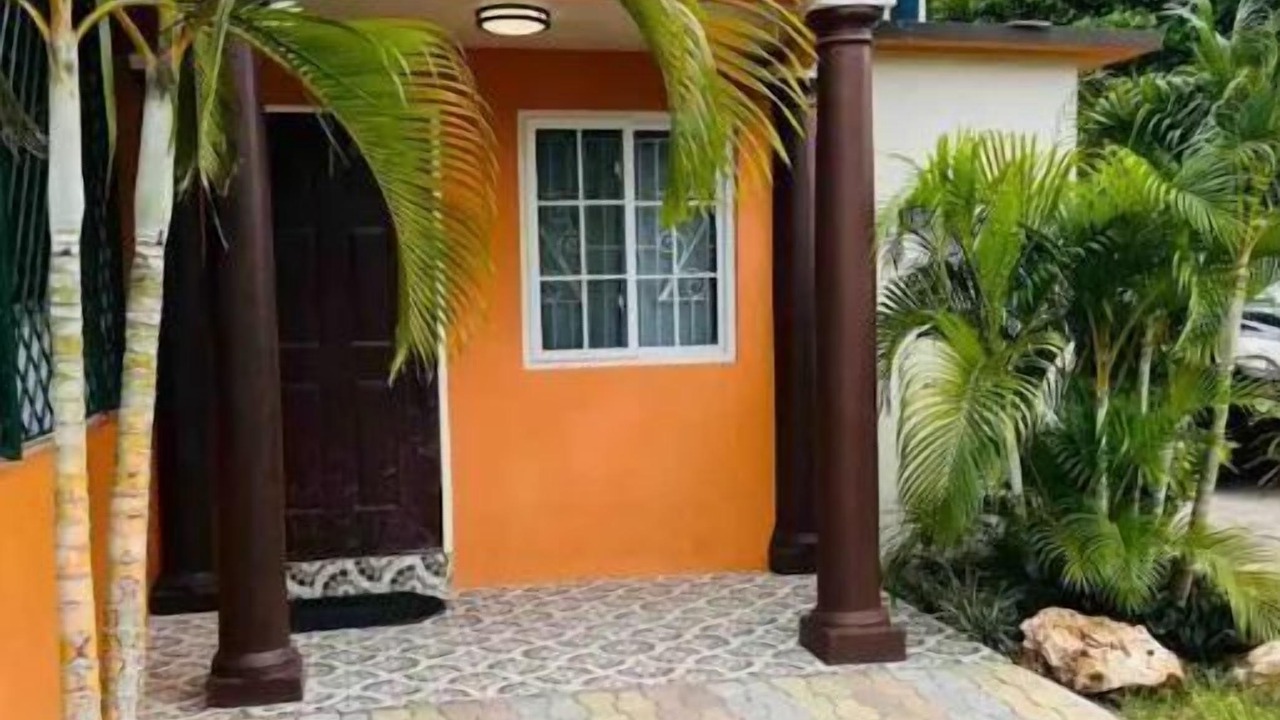 Photo of Outdoor in Molynes Gardens