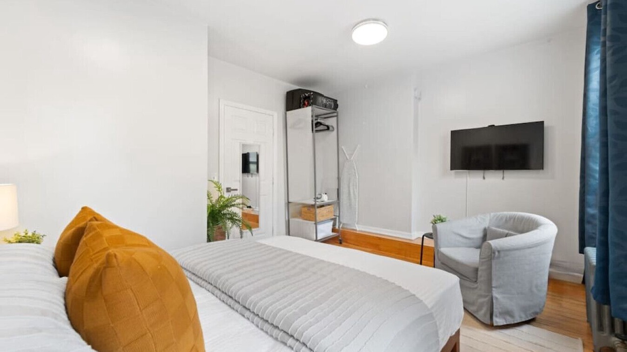 Photo of Bedroom in Midtown West